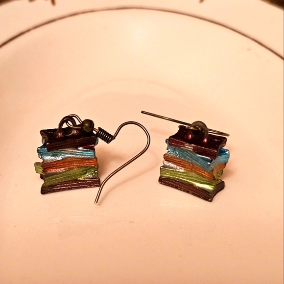 NEW Colorful Stack of Book Earrings E1P32 - Picture 3 of 5